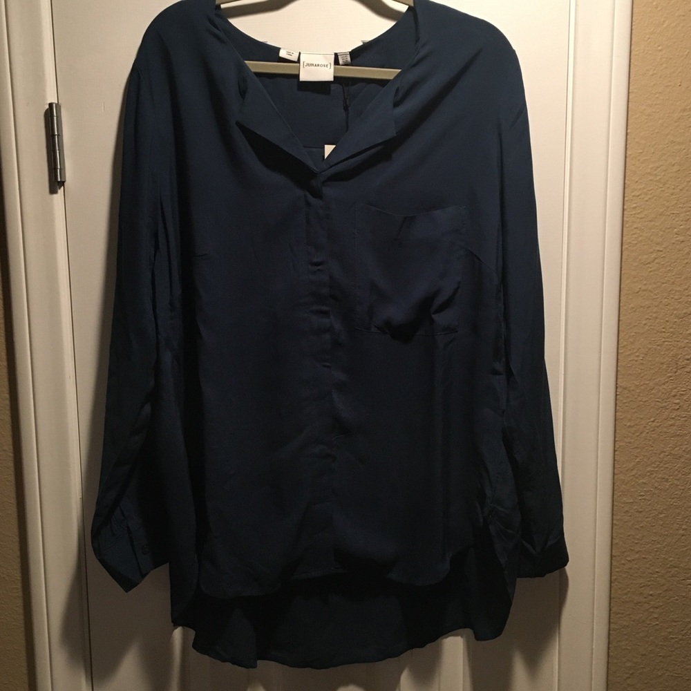 Ladies long sleeve shirt size 16